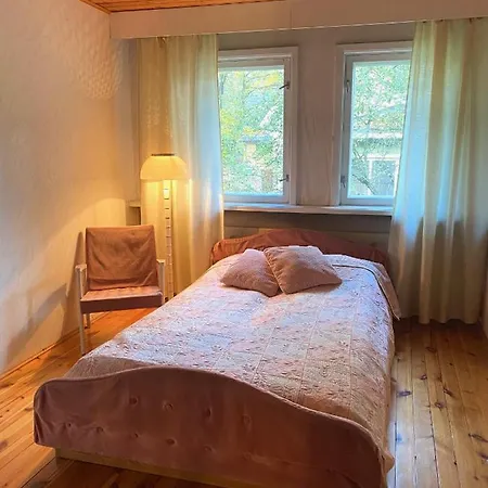 Ferienhaus Cozy In Reval